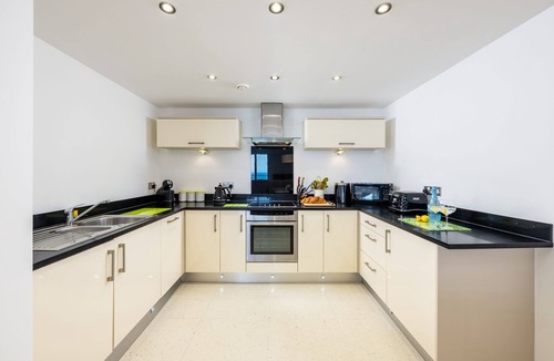 Newquay City Centre Apartment | 25 Rocklands, a chic and stylish one-bedroom apartment
