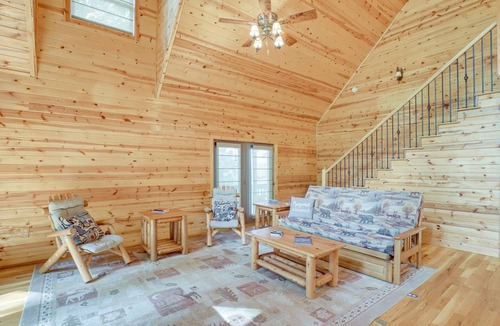 Burnsville House | 250 m² House ∙ 3 bedrooms ∙ 6 guests