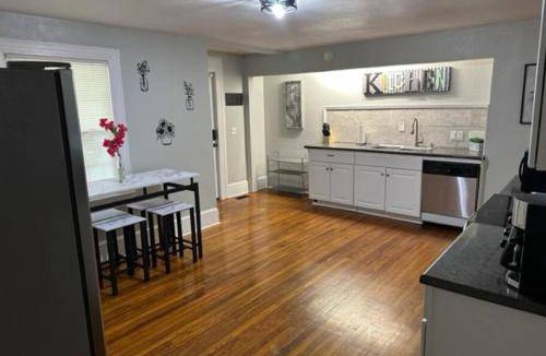 Greenville House | 251 m² House ∙ 1 bedroom ∙ 12 guests