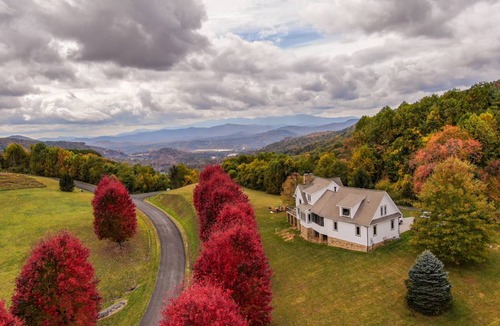 Altamont House | 252 m² House ∙ 4 bedrooms ∙ 17 guests