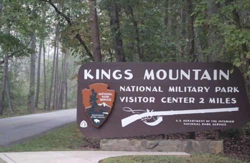 Kings Mountain House | 253 m² House ∙ 3 bedrooms ∙ 4 guests
