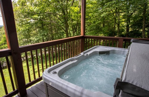 Blowing Rock Cabin | 263 m² Cabin ∙ 4 bedrooms ∙ 10 guests
