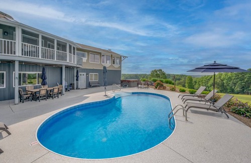 Lynn House | 265 m² House ∙ 5 bedrooms ∙ 12 guests