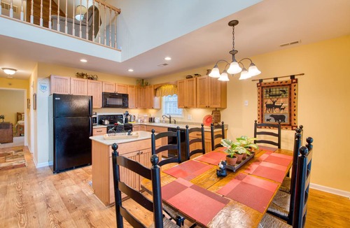 Lake Junaluska House | 266 m² House ∙ 5 bedrooms ∙ 10 guests