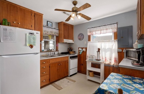 Nags Head House | 275 - Water-Front - Private Pier, Water-Side Screened Deck, & More!