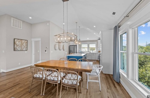 Colington House | 279 m² House ∙ 4 bedrooms ∙ 8 guests