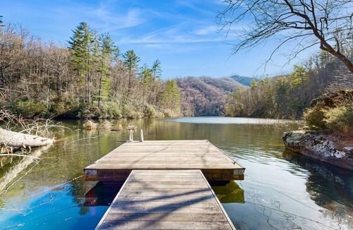 Tuckasegee House | 279 m² House ∙ 5 bedrooms ∙ 12 guests