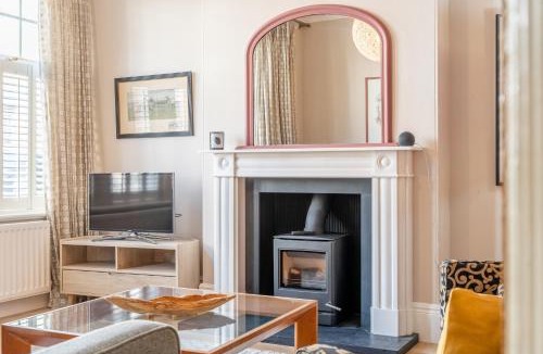 Bootham House | 28 Queen Anne's Road