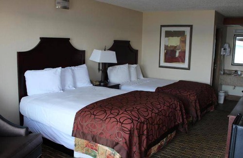 Statesville Hotel | 280 m² Hotel ∙ 4 guests