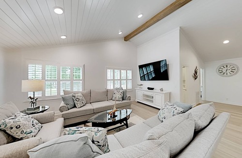Ocean Isle Beach House | 281 m² House ∙ 4 bedrooms ∙ 12 guests