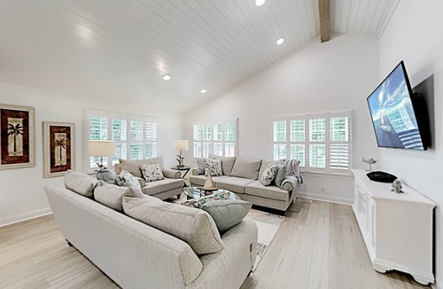 Ocean Isle Beach House | 281 m² House ∙ 4 bedrooms ∙ 12 guests