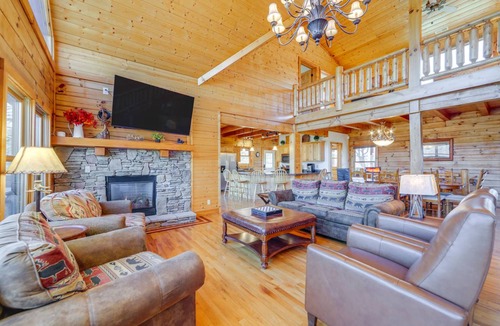 Waynesville House | 297 m² House ∙ 4 bedrooms ∙ 12 guests