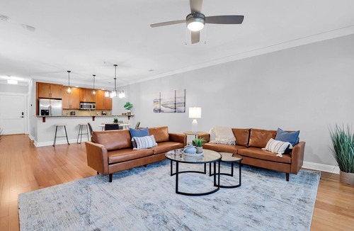 Old West Broad Neighborhood House | 2BDR in South Historic District | The Juliette