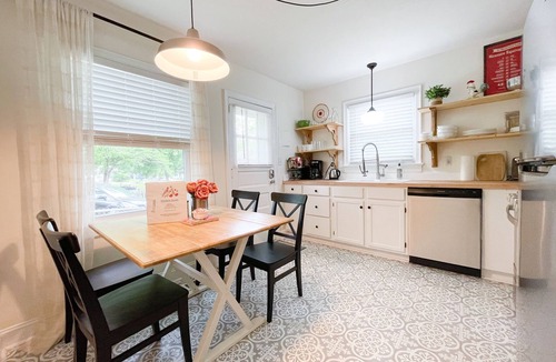 Greensboro House | 2BR 1BA Furnished House King Bed Long Stays & Pets OK