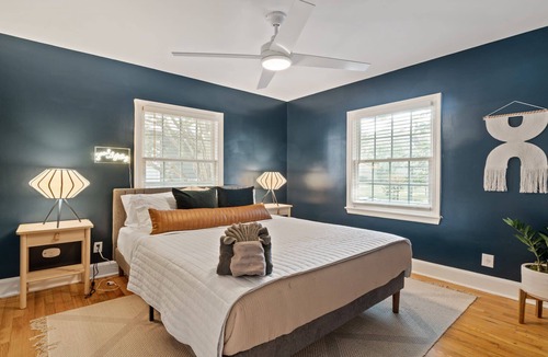 Plaza Midwood House | 2BR at Pecan Avenue - Two Bedroom House, Sleeps 6