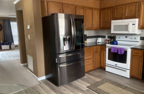 Greenville House | 2BR Luxurious Suite monthly rental in the Center of Greenville