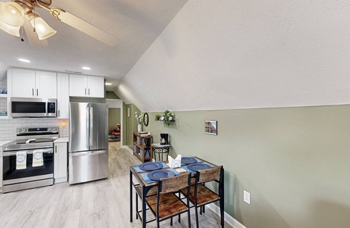 Cameron House | 2nd Floor Unit with shared pool, playground, & gym access