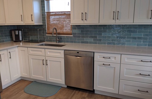 Long Beach House | 2nd Row, 6BR, 3BA, Huge Heated Pool, separate Cottage, Dog-Friendly