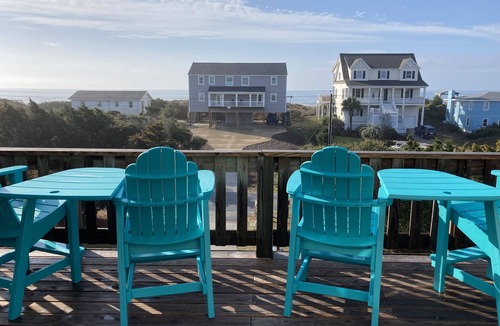 Emerald Isle House | 2ND ROW. See/Hear The Ocean. 10% OFF WEEK STAY 8/16-9/6. Dogs stay free
