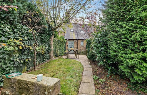 Backworth Cottage | 3 Bed in Backworth (oc-cn013)