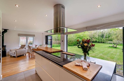 Biddenden House | 3 Bed in Biddenden oc-h28825