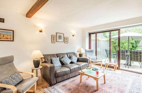 Winfrith Newburgh House | 3 Bed in Dorchester oc-dc108