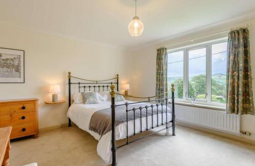 Oswestry House | 3 Bed in Oswestry oc-85799