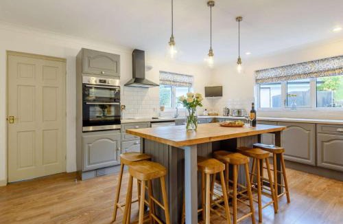 Oswestry House | 3 Bed in Oswestry oc-85799