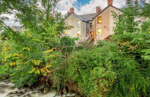 Llanfairfechan Cottage | 3 Bed in Llanfairfechan (oc-89646)