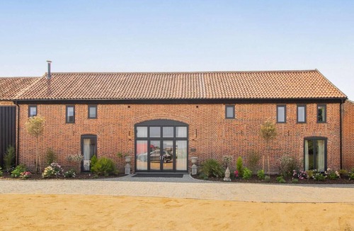 Hopton Cottage | 3 Bed in Lowestoft (oc-82800)