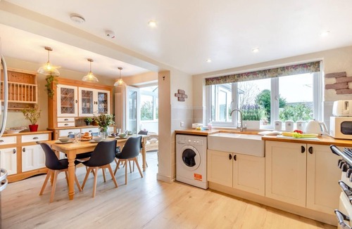 Middle Mayfield Cottage | 3 Bed in Middle Mayfield (oc-a34068)