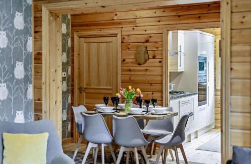 Carlton-in-Cleveland Cabin | 3 Bed in Middlesbrough oc-77736