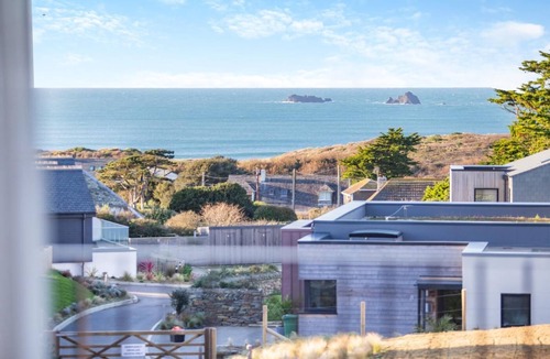 Constantine Bay Apartment | 3 Bed in Padstow (oc-w28313)