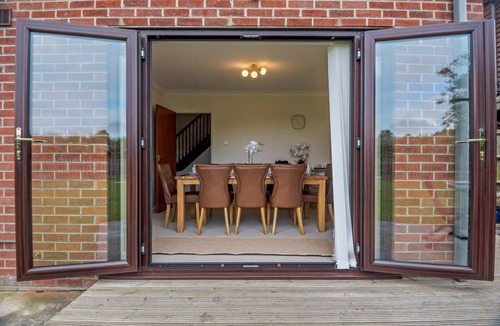 Runham Cottage | 3 Bed in Runham (oc-a27687)