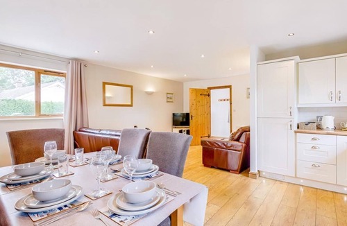 Stoborough Cottage | 3 Bed in Wareham (oc-dc157)