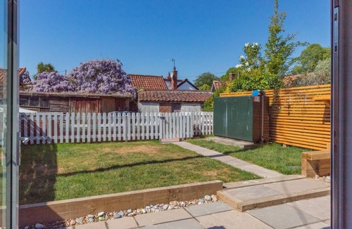 Westleton Cottage | 3 Bed in Westleton (oc-n32110)