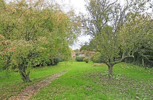 Westleton Cottage | 3 Bed in Westleton (oc-swc)