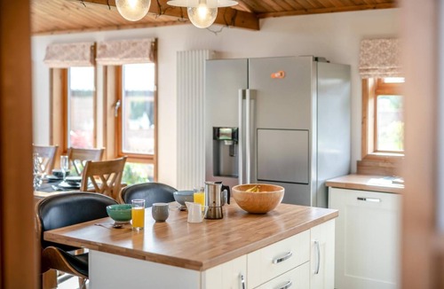 Runswick Bay Ski Chalet | 3 Bed in Whitby (oc-wa057)
