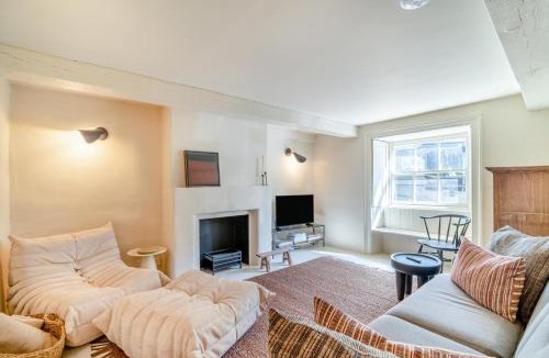 Winfrith Newburgh House | 3 Bed in Winfrith Newburgh oc-w33007