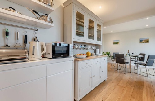 Worth Matravers House | 3 Bed in Worth Matravers (oc-h32107)