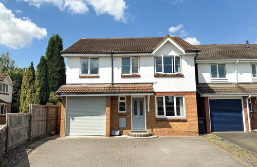 Hereford House | 3 bed - open plan - central home - Sleeps 5-6