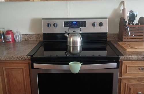 Matthews House | 3-Bedroom 2-bath Home – Covered Porch & Deck, Fenced front Yard, Carport, AC!”