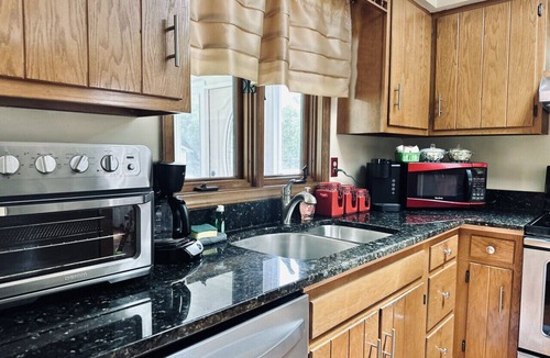 Newport House | 3-bedroom, 2-bath home in Cape Carteret