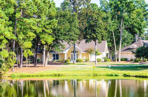Indigo Run Cottage | 3 Bedroom 3 Bath Cottage Sleeps 8 Great Amenities