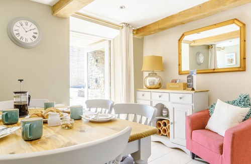 Kemble Cottage | 3 bedroom accommodation in Kemble, near Cirencester