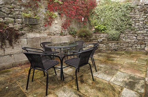 Alstonfield Cottage | 3 bedroom accommodation in Cold Eaton, Alsop-en-le-Dale