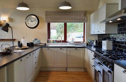 Glenisla Cottage | 3 bedroom accommodation in Invergowrie, near Dundee