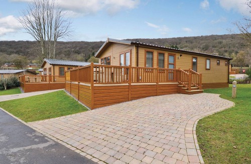 Cheddar Ski Chalet | 3 bedroom accommodation in Cheddar