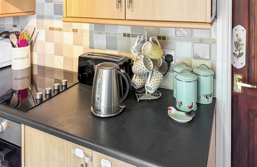 Storwood Cottage | 3 bedroom accommodation in Bielby, near York