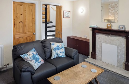West Cliff Cottage | 3 bedroom accommodation in Whitby